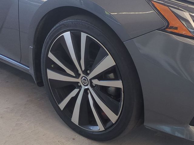 Used 2021 Gray Nissan 2.5 SR image 7