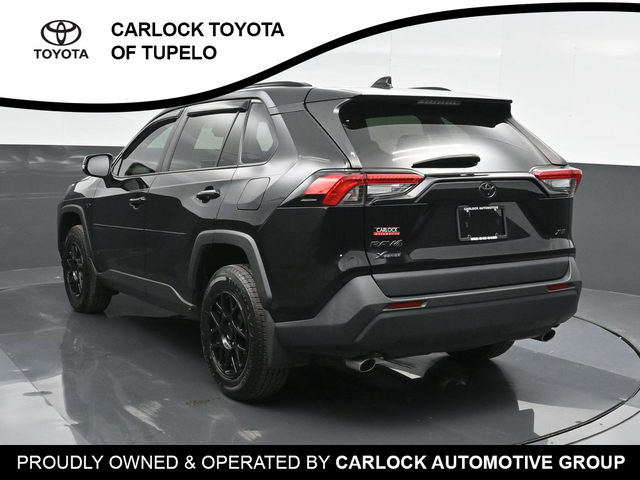 2022 Toyota RAV4 XLE 8