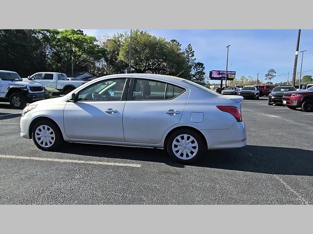 2019 Nissan Versa 1.6 SV