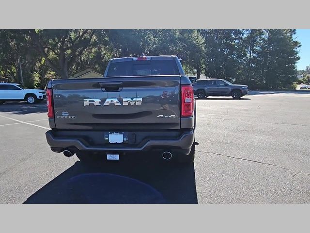 2026 Ram 1500 Big Horn Crew Cab 4x4 5'7" Box