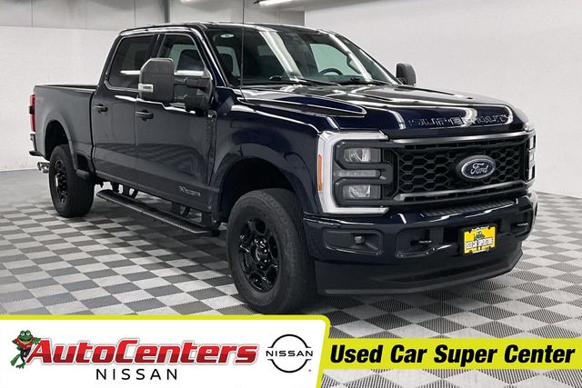 Antimatter Blue Metallic 2023 Ford F-250 Super Duty Pickup Truck Four-Wheel Drive 10-Speed Automatic