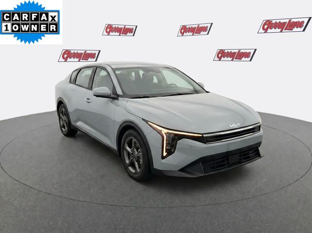 2025 Kia K4 LXS FWD