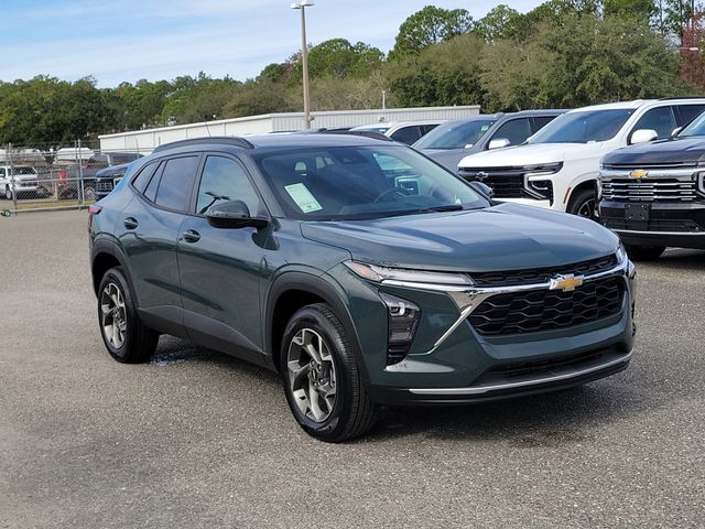 2025 Chevrolet Trax LT FWD