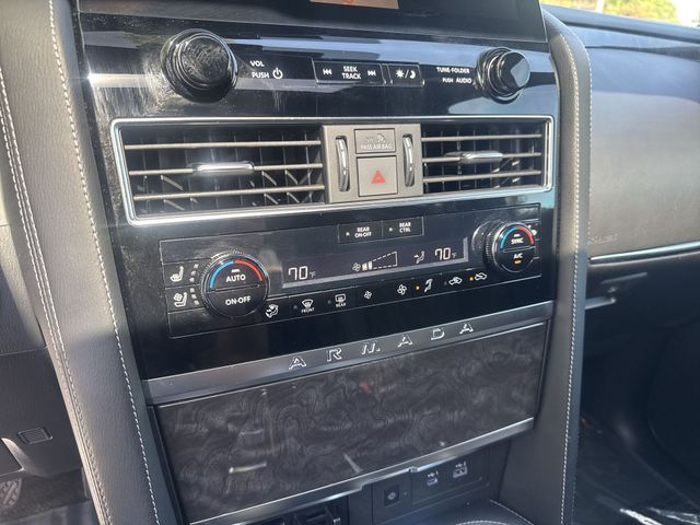 Used 2023 White Nissan Platinum image 26