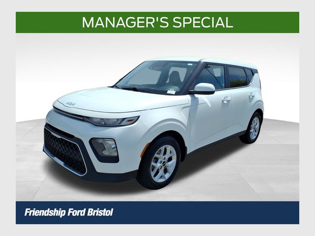 Snow White Pearl 2022 Kia Soul LX FWD SUV / Crossover Front-Wheel Drive Continuously Variable Transmission