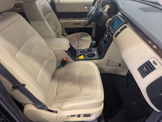 2019 Ford Flex - Image 31
