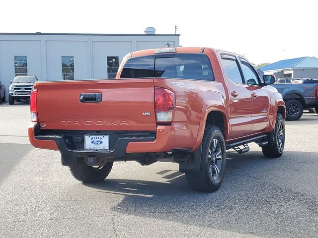 2017 Toyota Tacoma  7