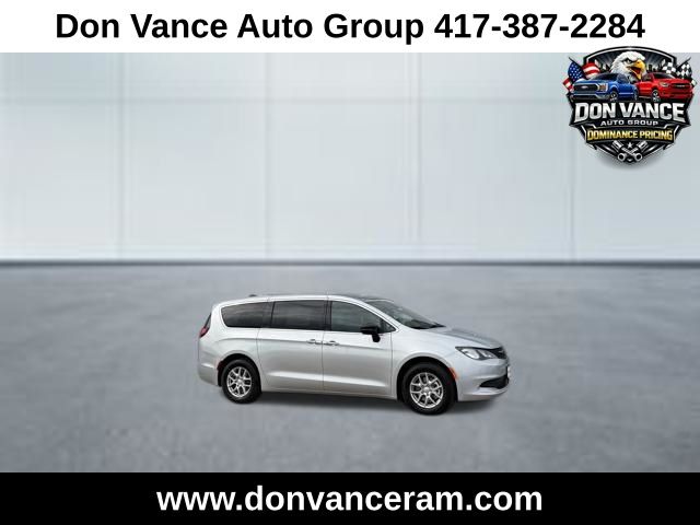 Silver Mist Clearcoat 2026 Chrysler Voyager LX FWD Minivan Front-Wheel Drive 9-Speed Automatic