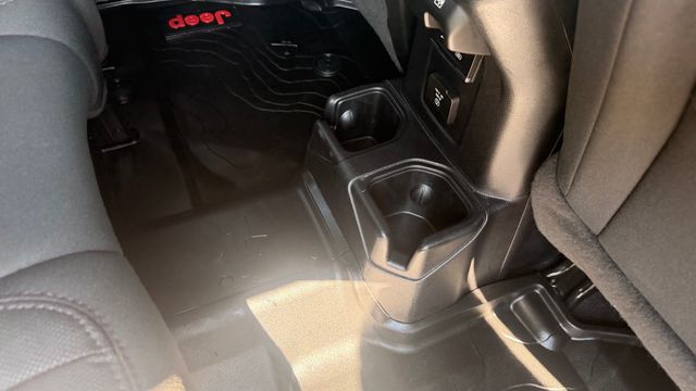 Used 2020 Jeep Wrangler SUV