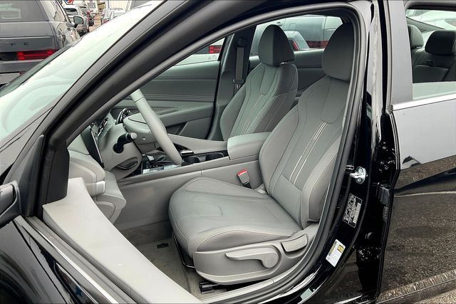 Used 2025 Hyundai Elantra For Sale in OLIVE BRANCH, MS