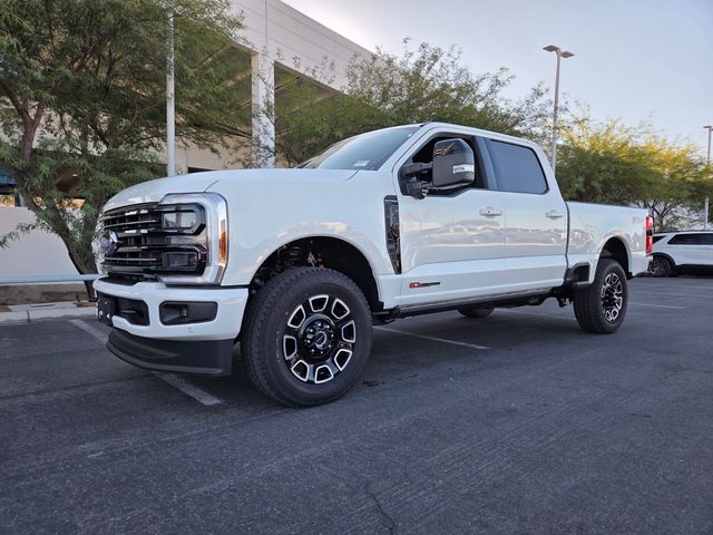 New 2025 Ford Super Duty F-350 Crew Cab Platinum