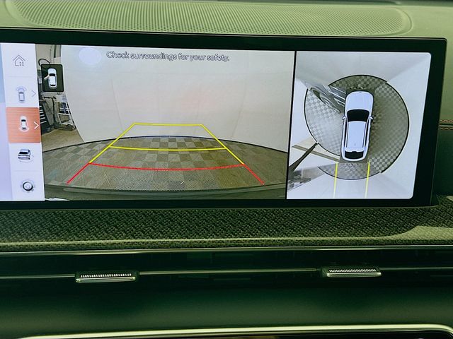 Thumbnail: 2026 Genesis GV80 - 13