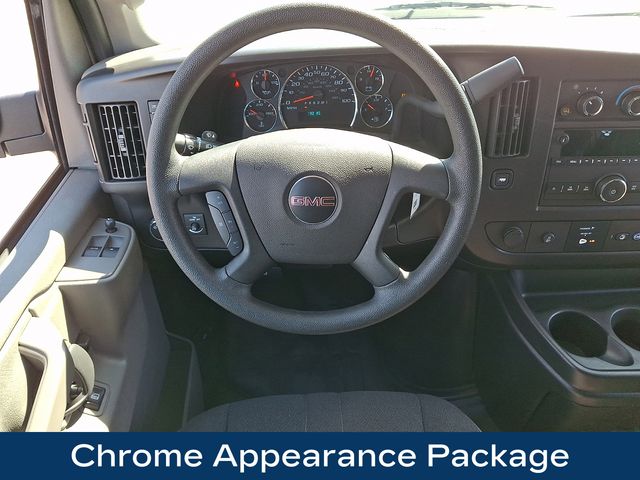 View vehicle photo 3