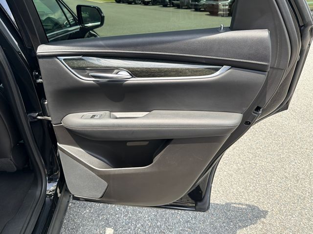 Used 2021 Cadillac XT5 SUV