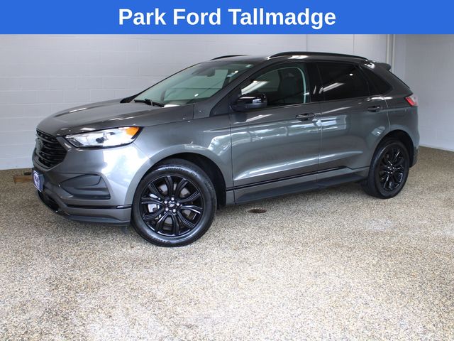 Gray Metallic 2022 Ford Edge SUV / Crossover All-Wheel Drive 8-Speed Automatic