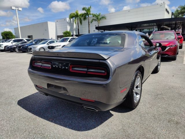 2021 Dodge Challenger SXT 8