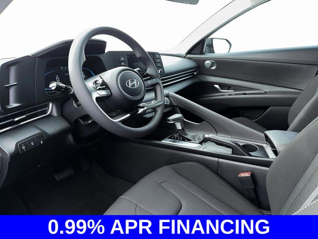 New 2026 White Hyundai SE image 17