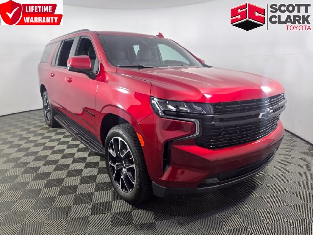 2023 Chevrolet Suburban RST