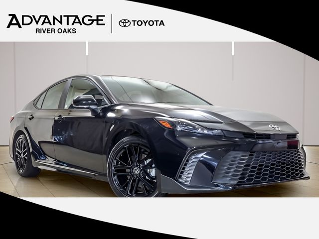 2025 Toyota Camry SE FWD