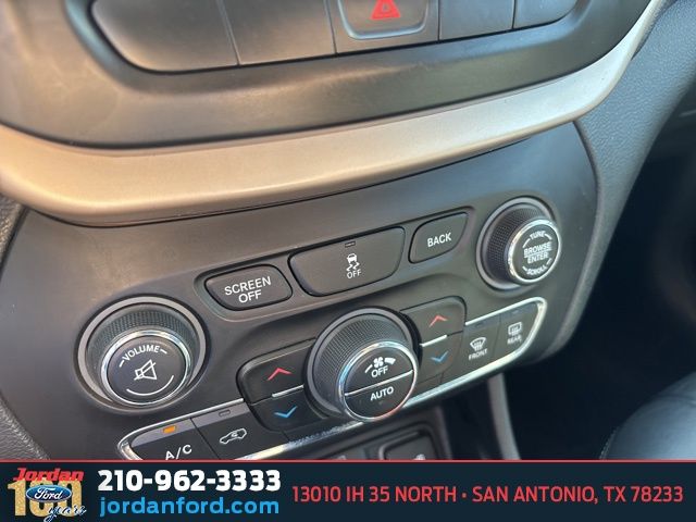 Used Car 2014 Jeep Cherokee  Limited For Sale Under $10,000 In San Antonio, Texas