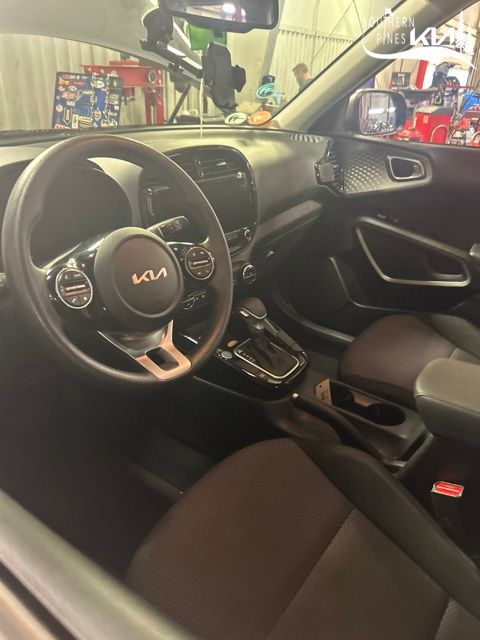 Steel Gray 2023 Kia Soul SUV / Crossover Front-Wheel Drive Continuously Variable Transmission