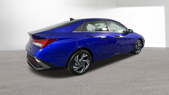 Used 2025 Hyundai Elantra Hybrid For Sale in Indianapolis, IN