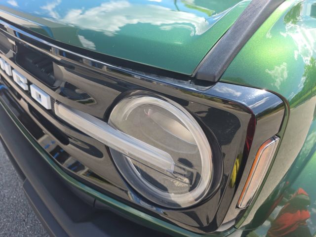 Used 2025 Eruption Green Metallic Ford Outer Banks image 31