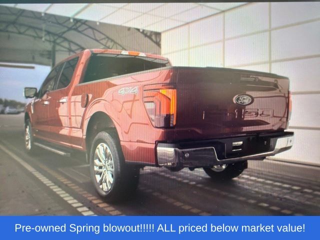 Used 2024 Red Metallic Ford Lariat image 3
