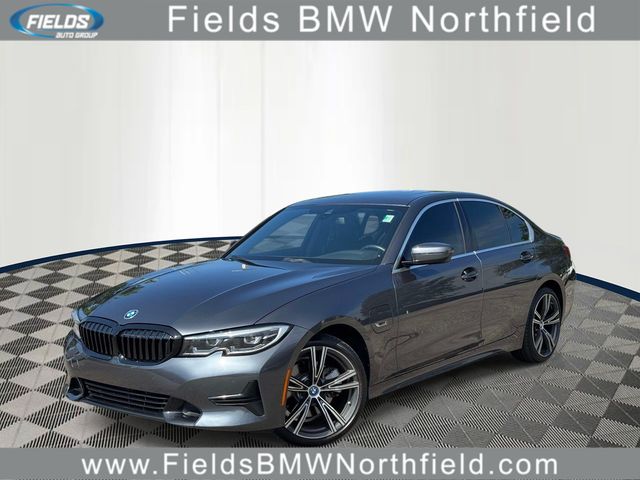 Gray (Mineral Grey Metallic) 2022 BMW 3 Series Sedan Rear-Wheel Drive 8-Speed Automatic
