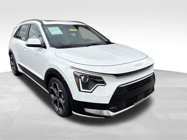 Snow White Pearl 2024 Kia Niro SUV / Crossover Front-Wheel Drive 6-Speed Automatic