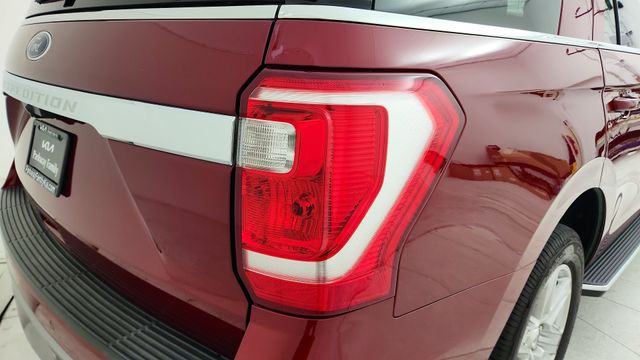 2019 Ford Expedition XLT Red at Autostrade