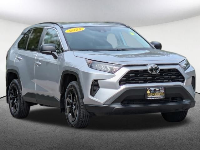 2021 Toyota RAV4 LE 2