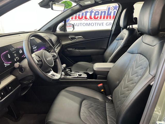 Used 2025 Kia Sportage SUV
