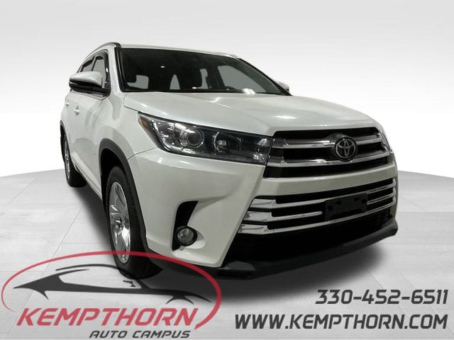 2018 Toyota Highlander Limited photo