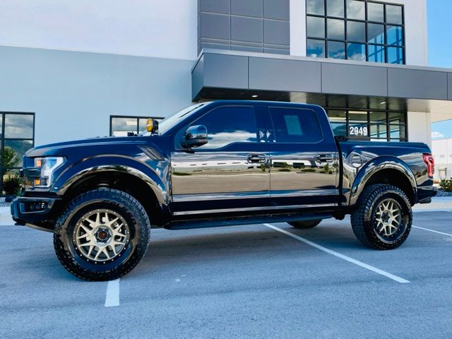 2017 Ford F-150 Raptor SuperCrew 4WD