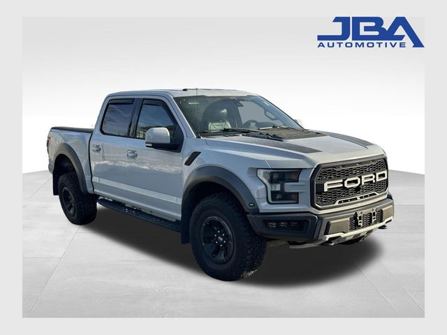 2017 Ford F-150 Raptor SuperCrew 4WD