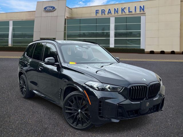 Black Sapphire Metallic 2026 BMW X5 SUV / Crossover All-Wheel Drive 8-Speed Automatic