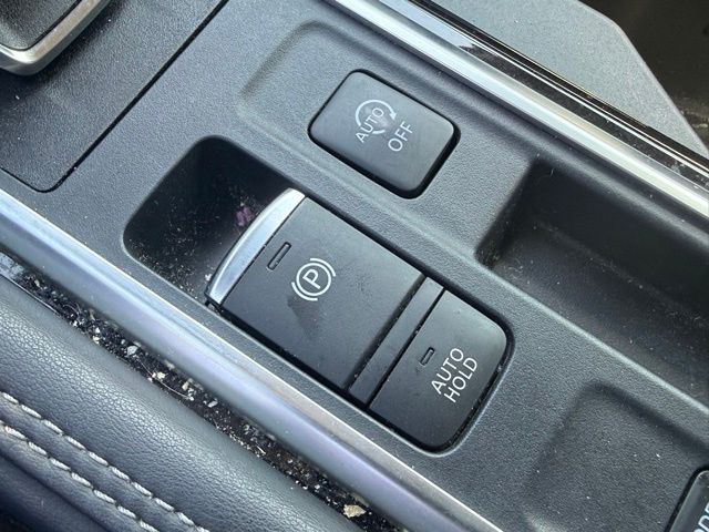 Used 2023 Nissan Pathfinder SUV