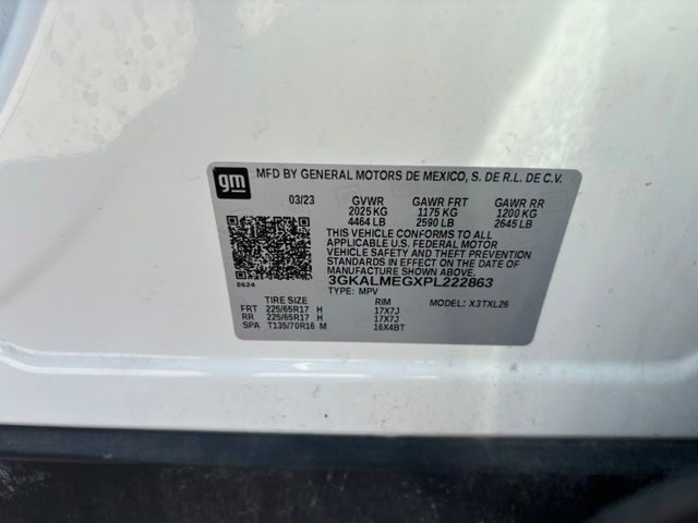 Used 2023 White GMC SLE image 10