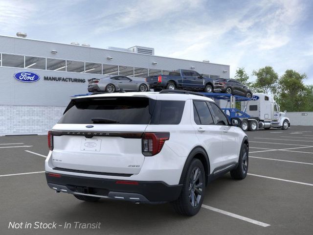 2025 Ford Explorer Active 8