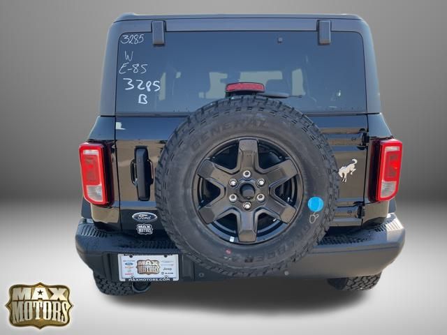 2024 Ford Bronco Black Diamond 9