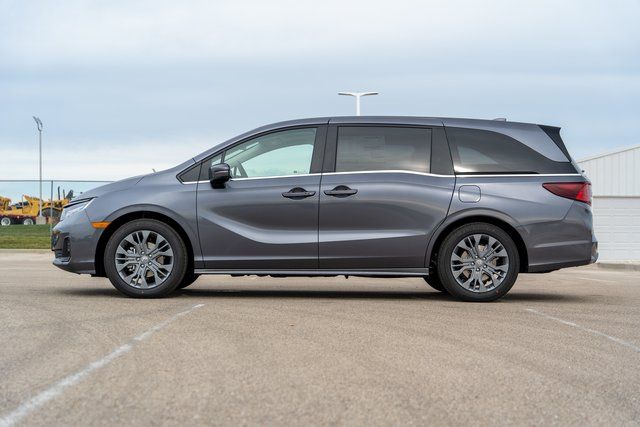 2025 Honda Odyssey Touring 4