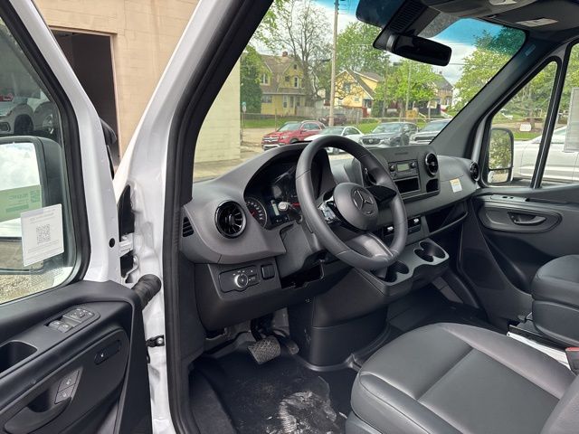 2025 Mercedes-Benz Sprinter 2500 Cargo 144 WB photo