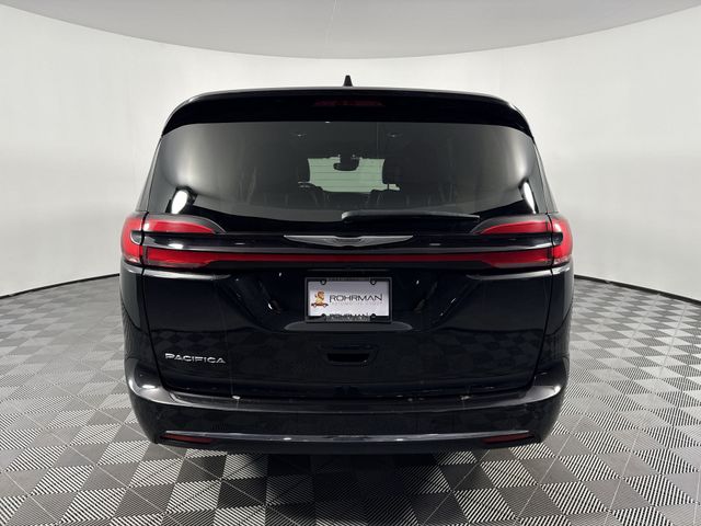 Used 2023 Chrysler Pacifica For Sale in Indianapolis, IN