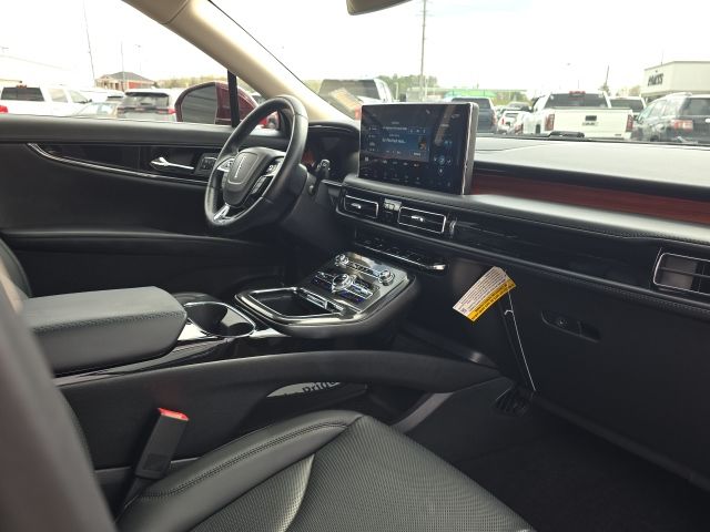 2022 LINCOLN Nautilus Reserve:B02186