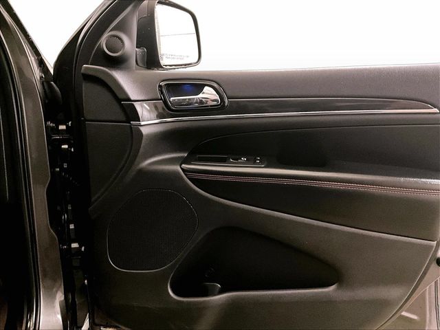 2020 Jeep Grand Cherokee Trailhawk Gray at Auto Express Mitsubishi