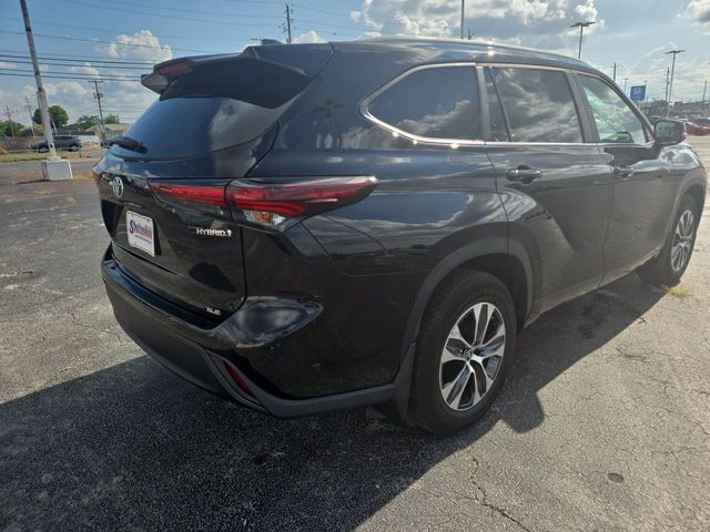 Used 2024 Toyota Highlander Hybrid SUV