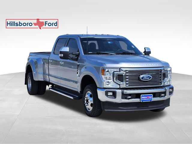 2022 Iconic Silver Metallic Ford F-350SD Lariat 4X4 Truck