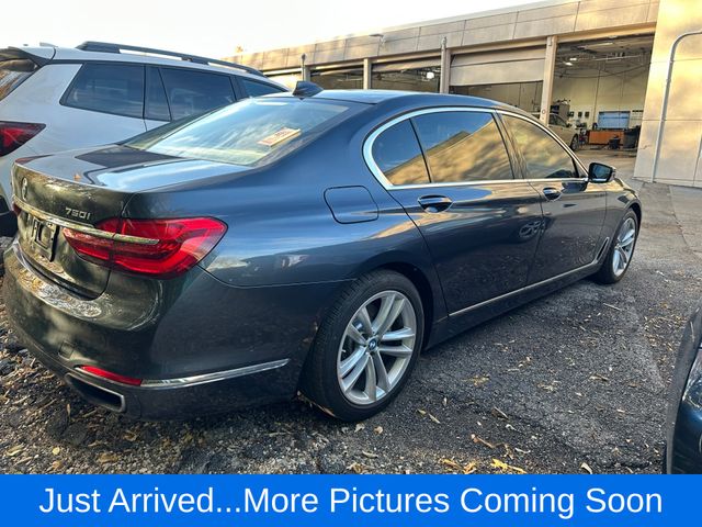 2017 BMW 7 Series 750i xDrive 10