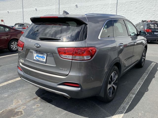 2018 Kia Sorento EX 10